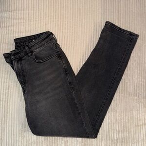 American Eagle Women’s Washed Black Stretch Mom Jean